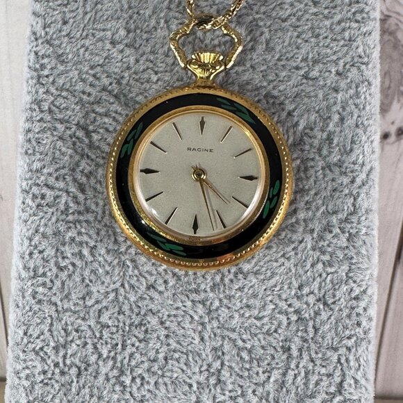 Vintage Racine 1940's-50's Swiss 17 Jewel Pendant or Necklace Watch - Picture 3 of 7